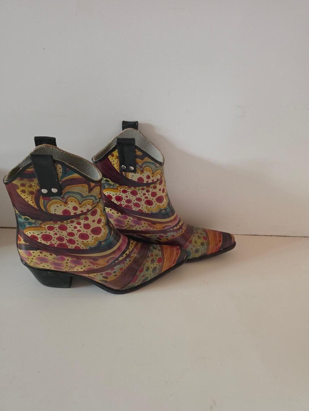 Nomad Yippy Western Rubber Rain Boots Womens Size 7 Abstract